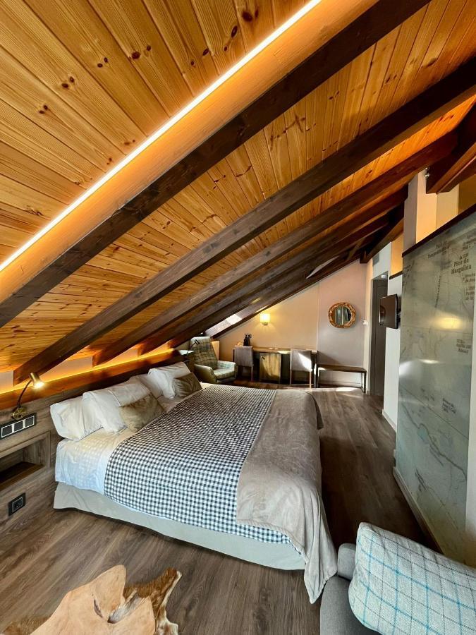 Hotel Boutique La Neu Benasque Ngoại thất bức ảnh